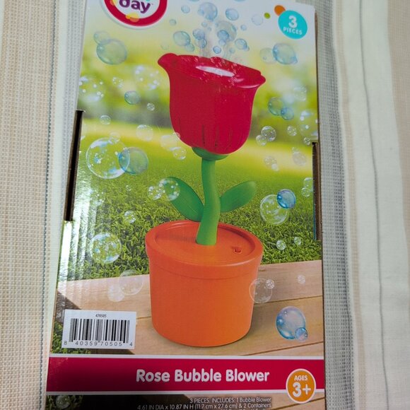 Play Day Bubble Flowers Rose Bubble Blowing Toy, Children Ages 3+ New! - Picture 4 of 6